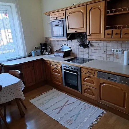 Anna - Austrian In Marchfeld Im Weinviertel