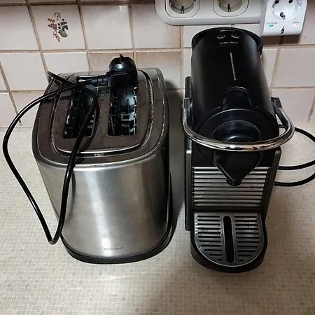 Anna - Austrian In Marchfeld Im Weinviertel * Marchegg