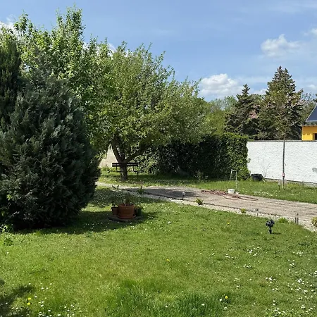 Anna - Austrian In Marchfeld Im Weinviertel Marchegg