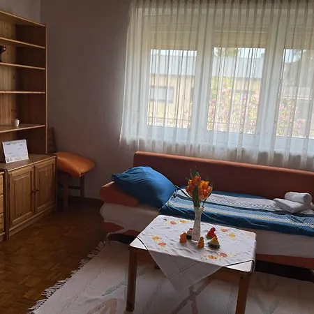 Semesterbostad Anna - Austrian In Marchfeld Im Weinviertel Marchegg
