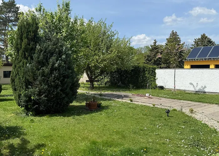 Anna - Austrian In Marchfeld Im Weinviertel Marchegg